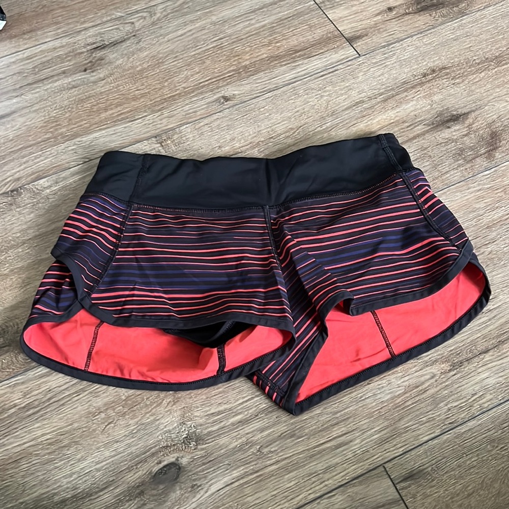 Luluemon run workout shorts